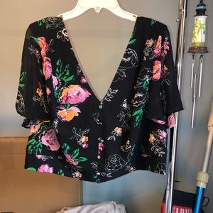 Cropped floral blouse